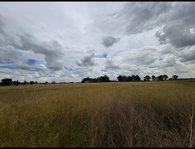 1,983M² VACANT LAND FOR SALE IN VAALPARK